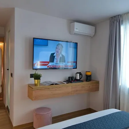 Cityluxe Suites & Rooms Athens Room photo