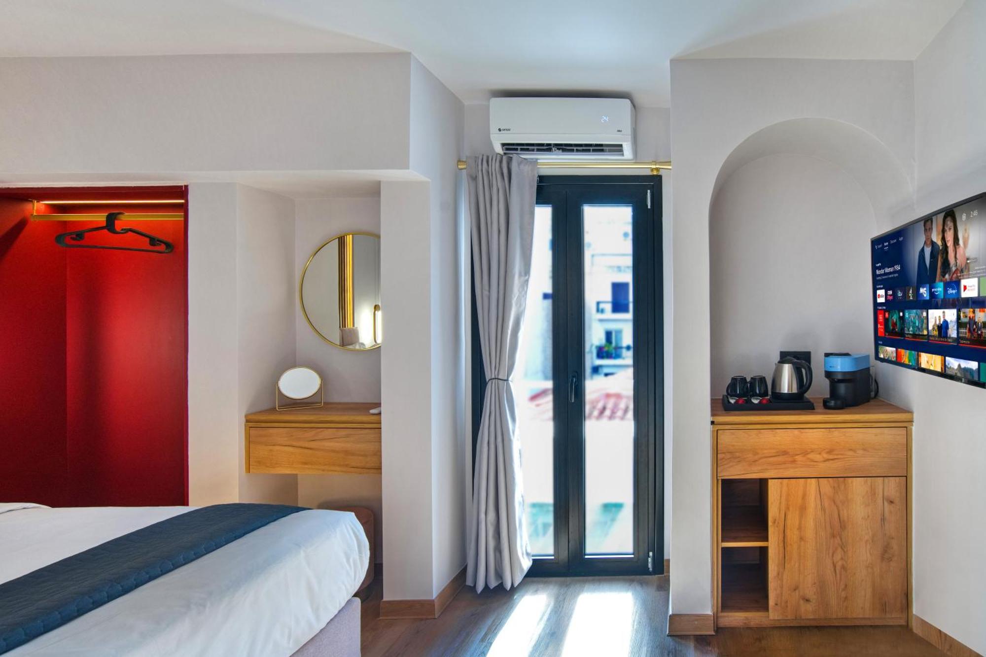 Cityluxe & Athens